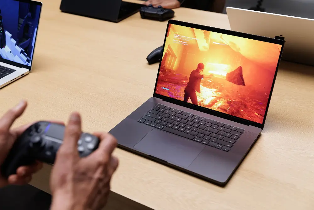 Macbook Pro M4_1.webp